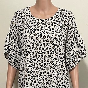 Quintessential Medium Womens Blouse  leopard